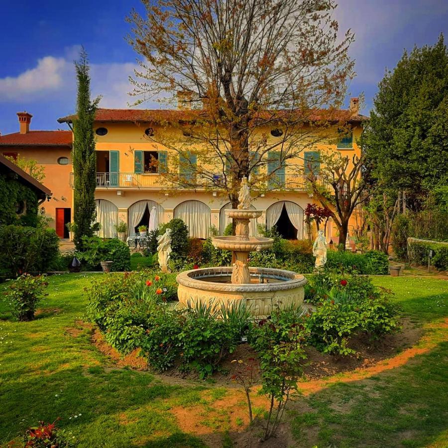 Cascina Corteprimavera, B&B Del Baliot Passirano Bagian luar foto