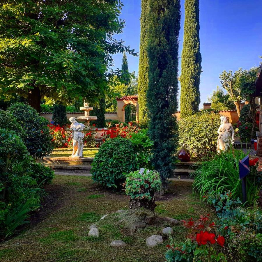 Cascina Corteprimavera, B&B Del Baliot Passirano Bagian luar foto