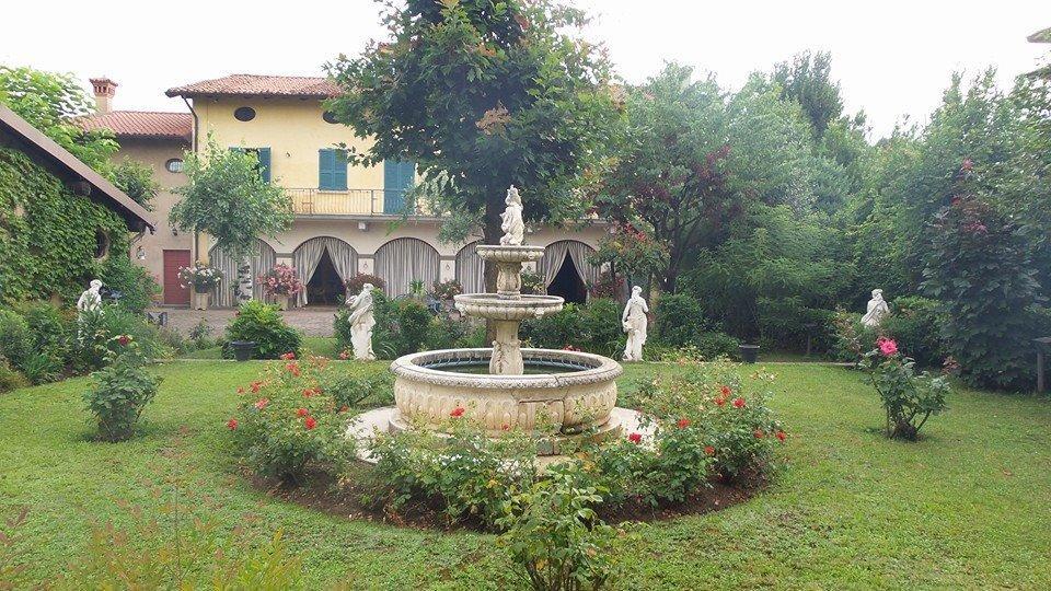 Cascina Corteprimavera, B&B Del Baliot Passirano Bagian luar foto