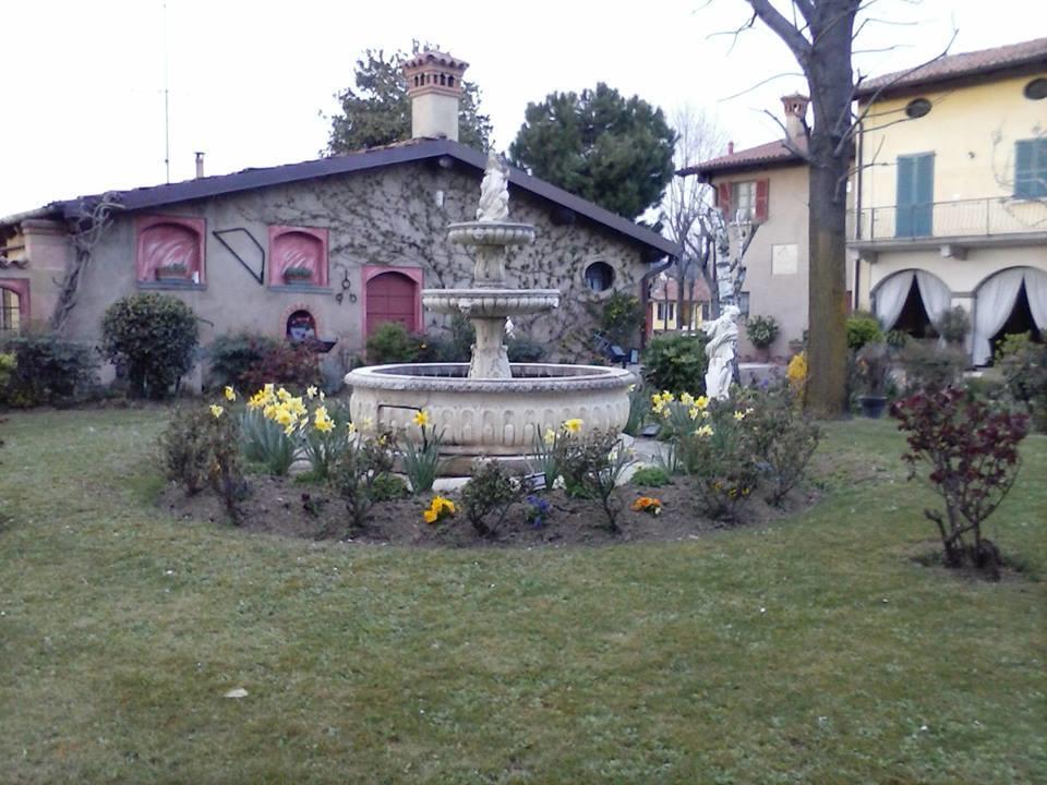 Cascina Corteprimavera, B&B Del Baliot Passirano Bagian luar foto