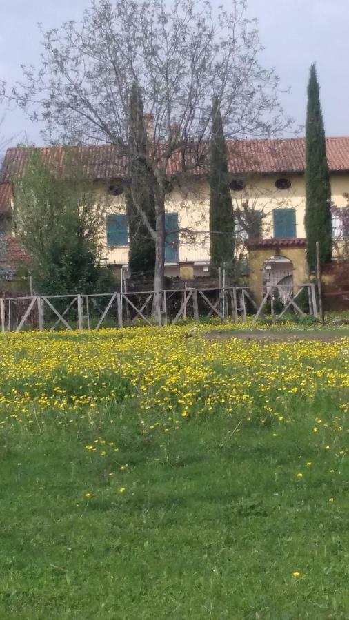 Cascina Corteprimavera, B&B Del Baliot Passirano Bagian luar foto