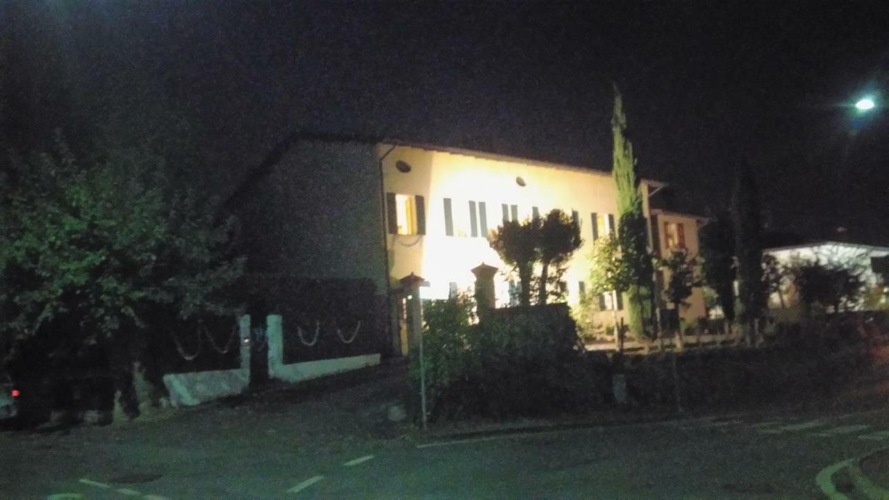 Cascina Corteprimavera, B&B Del Baliot Passirano Bagian luar foto