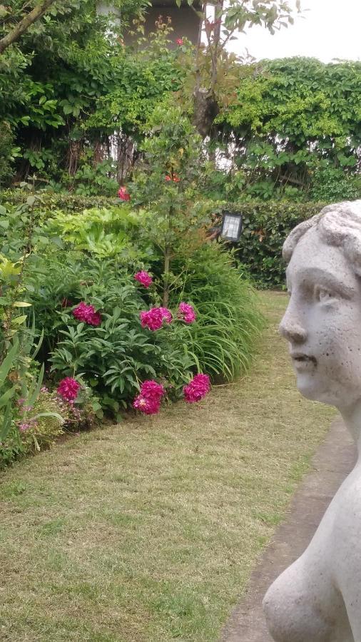 Cascina Corteprimavera, B&B Del Baliot Passirano Bagian luar foto